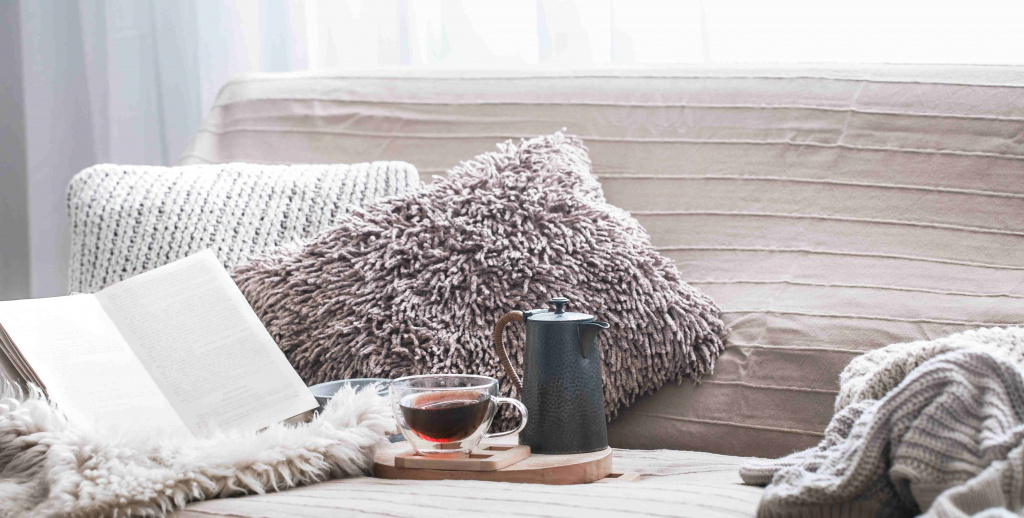 home-comfort-living-room-with-sofa-and-home-decor-2023-11-27-04-54-54-utc_11zon.jpg